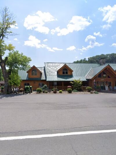 Smoke Hole Log Cabin Resort - Cabins, WV