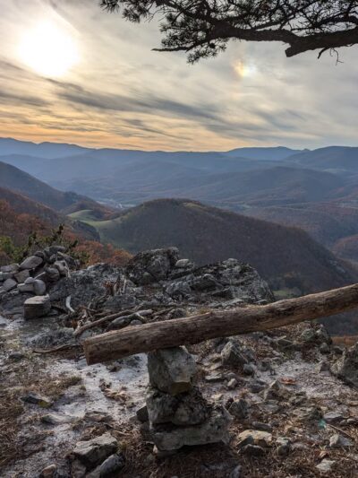 Redman Run Trailhead - Cabins, WV