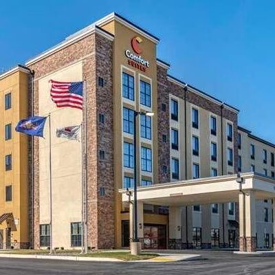 Comfort Suites Camp Hill-Harrisburg West - Camp Hill, PA