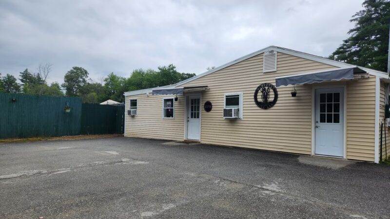 Pampered Pup LLC. - Candia, NH