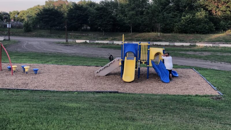 Canton Park on Broadway - Canton, SD