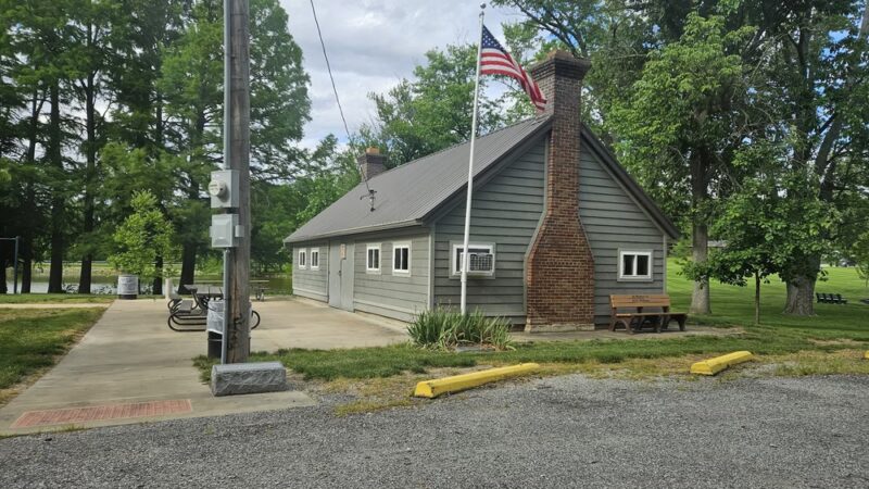 Carlyle Dog Park - Carlyle, IL
