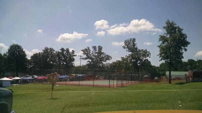 Cave City Park - Cave City, AR