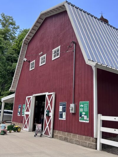 Old MacDonald's Farm - Cedar Rapids, IA