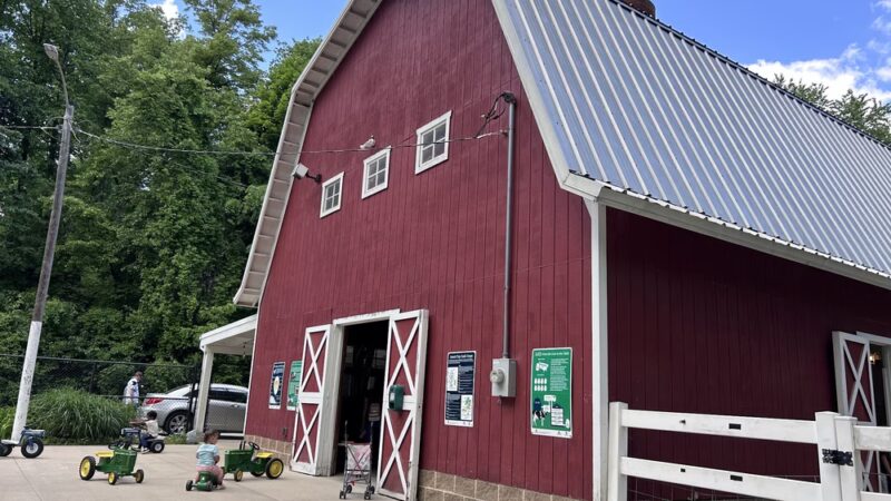 Old MacDonald's Farm - Cedar Rapids, IA