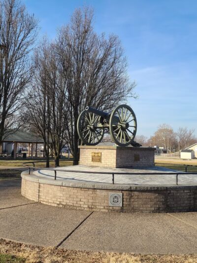 Chatham Square - Chatham, IL