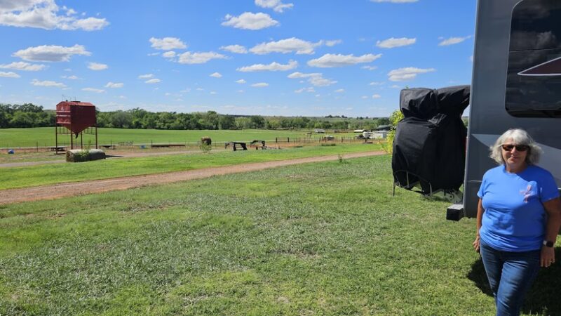 Red Barn Arena & RV - Cheyenne, OK