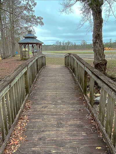Blue Lake Earl Gilbert Landing - Chipley, FL