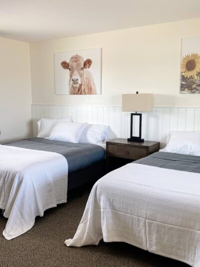 Lakeside Motel & RV Park - Christmas Valley, OR