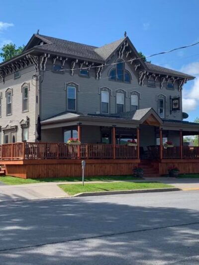 Wood Boat Brewery - Clayton, NY