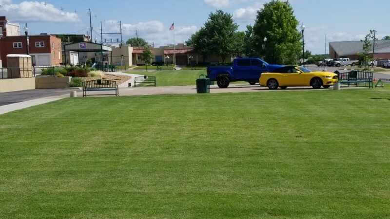 Arlington Park - Cleveland, OK