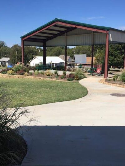 Arlington Park - Cleveland, OK