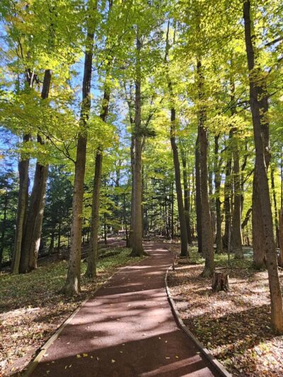 Root Glen - Clinton, NY
