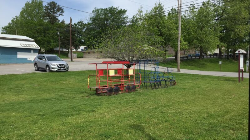 Cobden Park - Cobden, IL