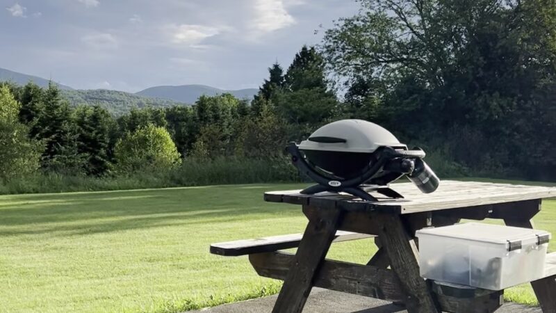 Notch View Inn & Campground - Colebrook, NH