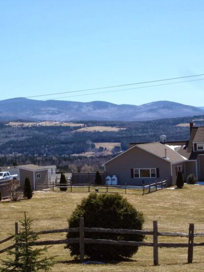 Notch View Inn & Campground - Colebrook, NH