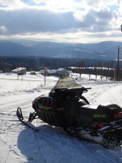 Notch View Inn & Campground - Colebrook, NH