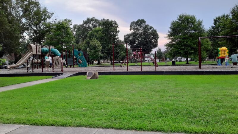 Flora Hill Park - Colonial Heights, VA