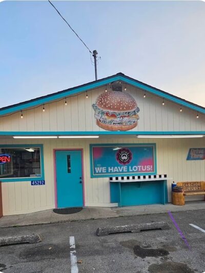 Cascade Burgers - Concrete, WA