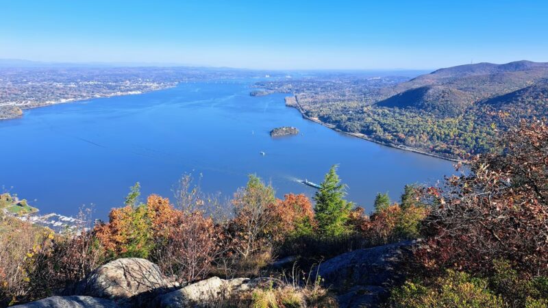 Storm King Trailhead Parking Lot - Cornwall-On-Hudson, NY