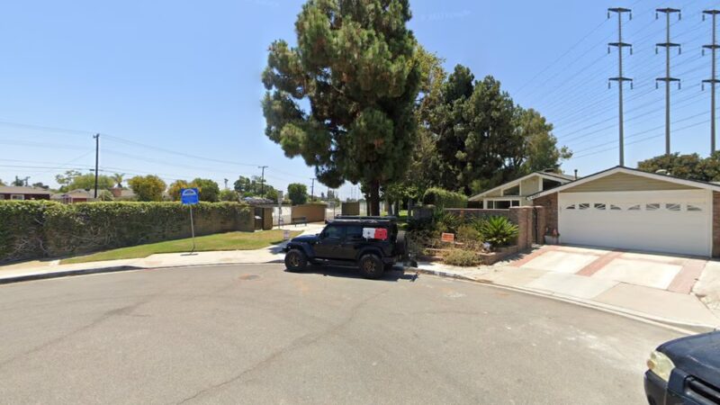 Suburbia Park - Costa Mesa, CA