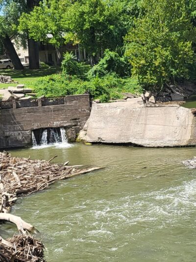 Public Park - Cottonwood Falls, KS