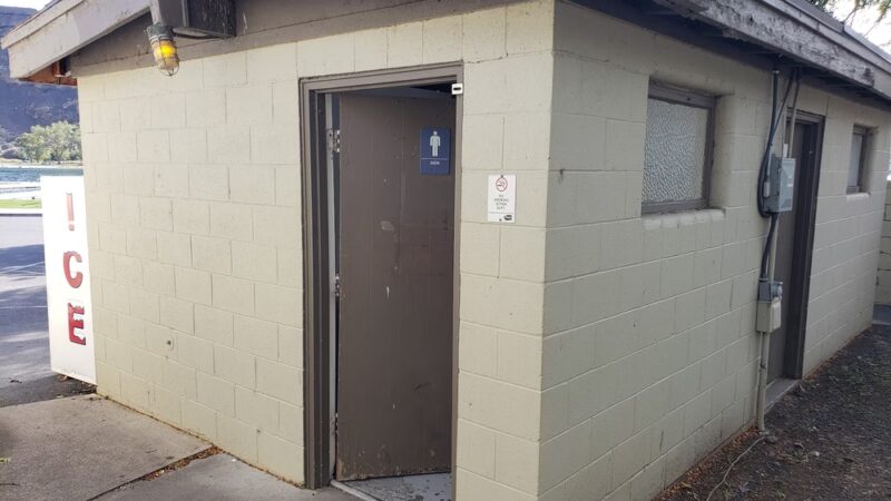 Public Swimming Area - Coulee City, WA