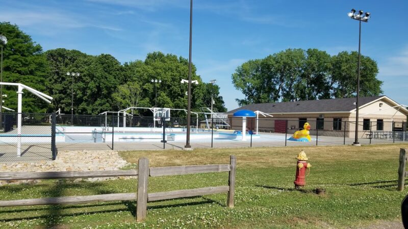 Swimming Pool - Council Grove, KS