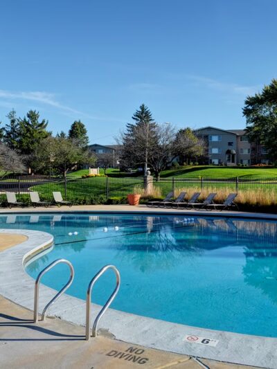 Woodlands of Crest Hill - Crest Hill, IL