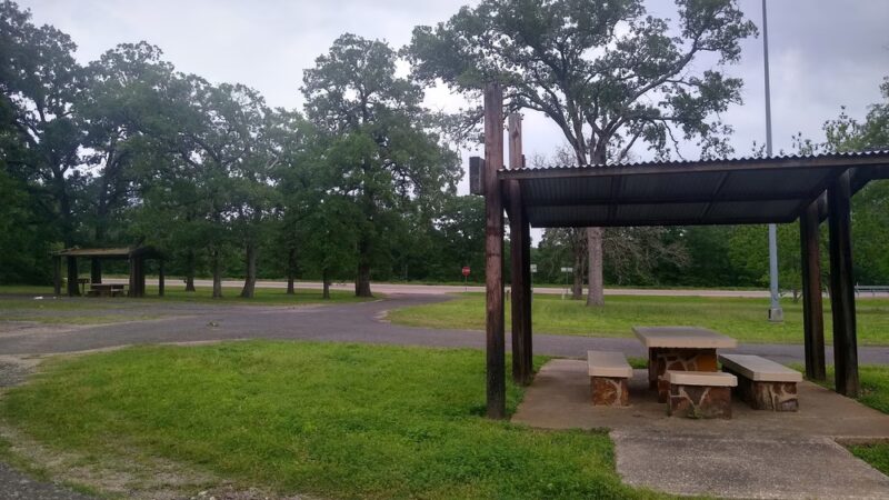 Roadside Picnic Area - Crockett, TX