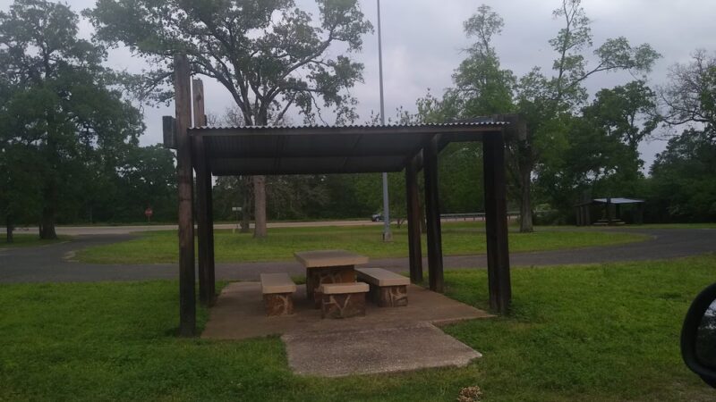 Roadside Picnic Area - Crockett, TX