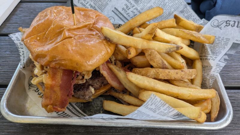 Dog & Bull Taphouse and Kitchen - Croydon, PA