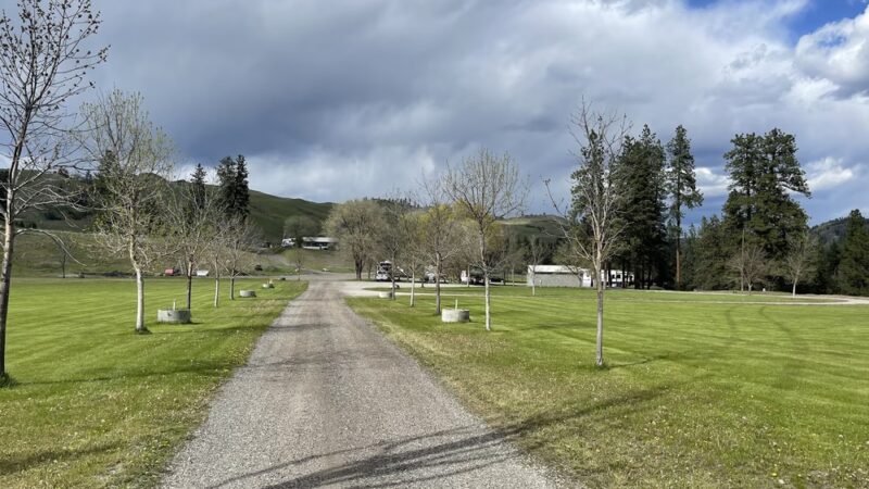 Curlew RV Park & Mini Storage - Curlew, WA