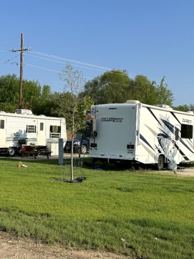 Currie’s Cozy Campground - Currie, MN