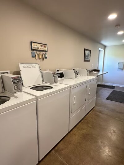 Currie’s Cozy Campground - Currie, MN