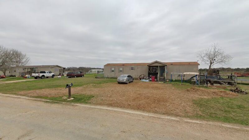 Dale Village - Dale, TX