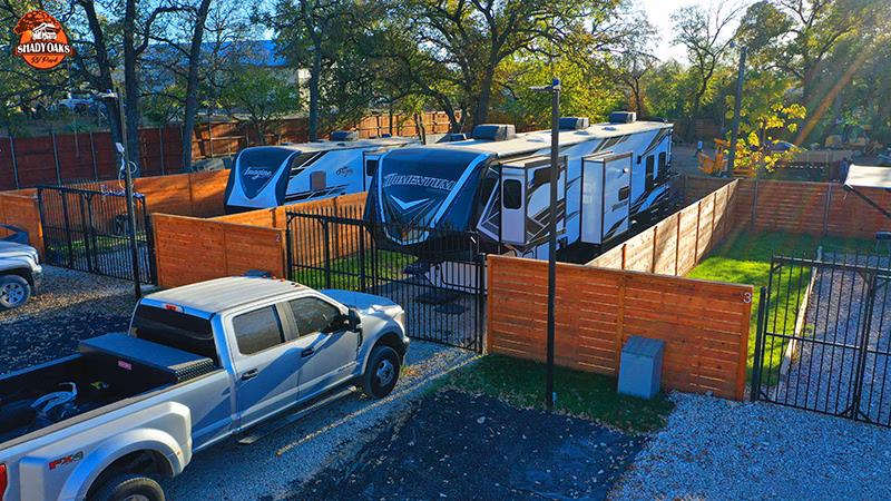 Dallas Shady Oaks RV Park & Tiny Home Community - Dallas, TX
