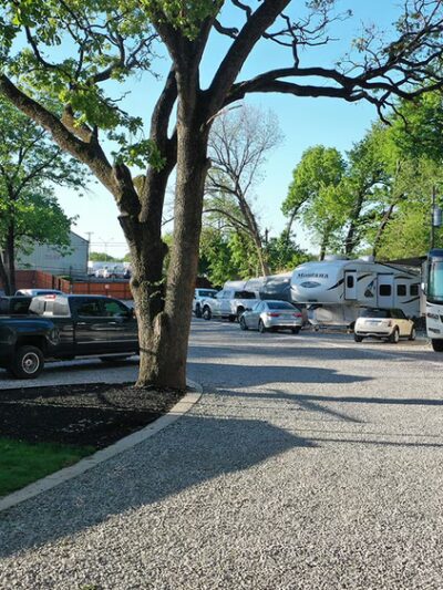 Dallas Shady Oaks RV Park & Tiny Home Community - Dallas, TX