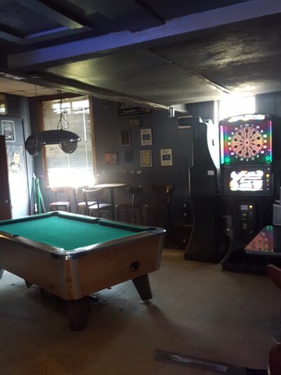 Davis Bar - Davis, SD