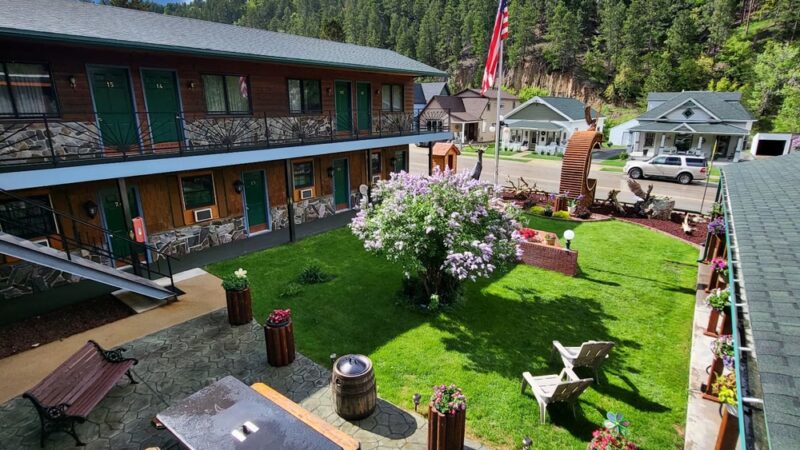 Cedar Wood Inn - Deadwood, SD