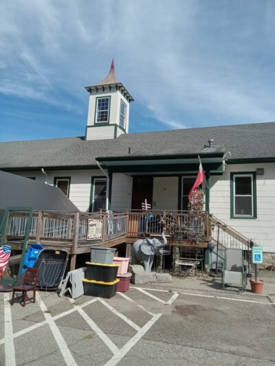 Pandemonium Thrift Shop - Deep River, CT