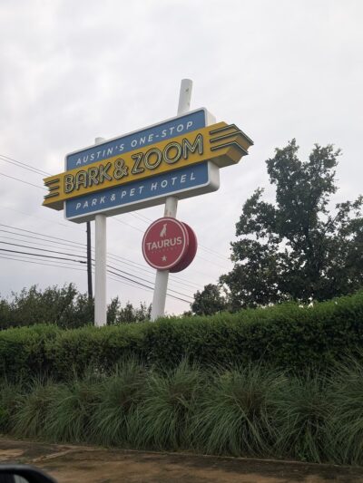 Bark & Zoom - Del Valle, TX
