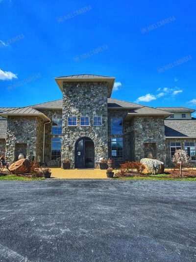 Blue Valley Vineyard and Winery - Delaplane, VA
