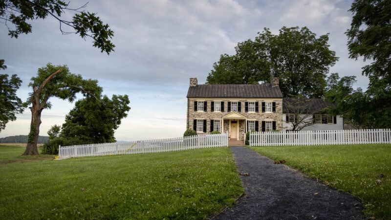 Sky Meadows State Park - Delaplane, VA