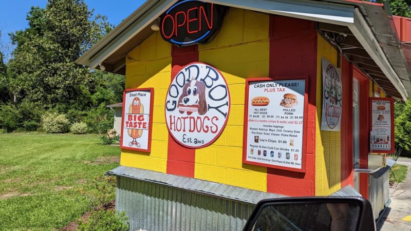 Good Boy Hotdogs - Delco, NC