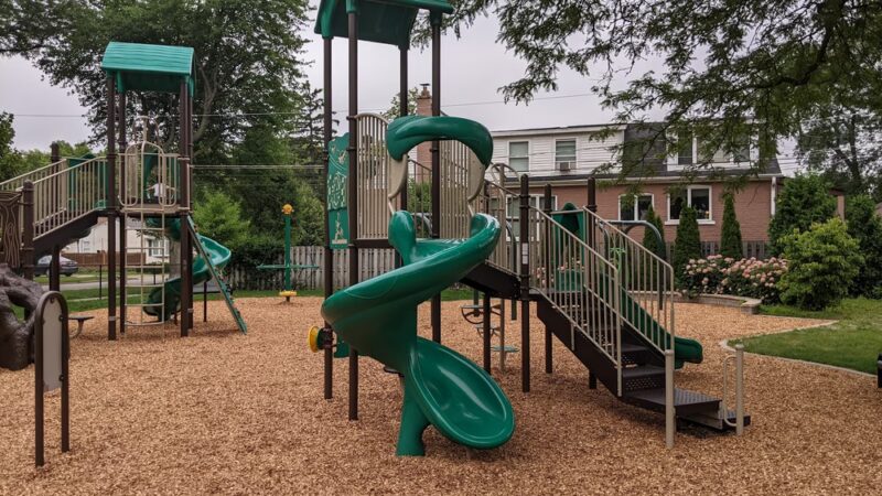 Cherokee Park - Des Plaines, IL