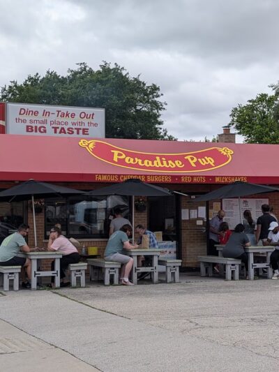 Paradise Pup - Des Plaines, IL