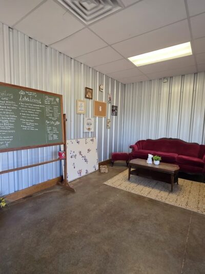 Leash Lounge Coffee Co. - Diana, TX