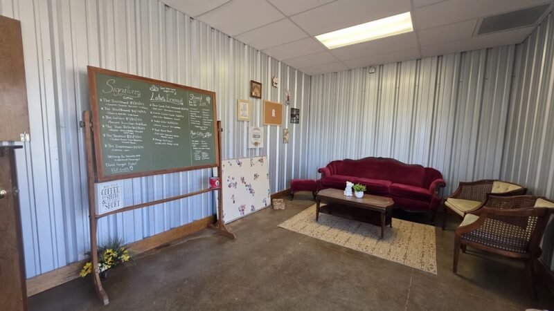 Leash Lounge Coffee Co. - Diana, TX