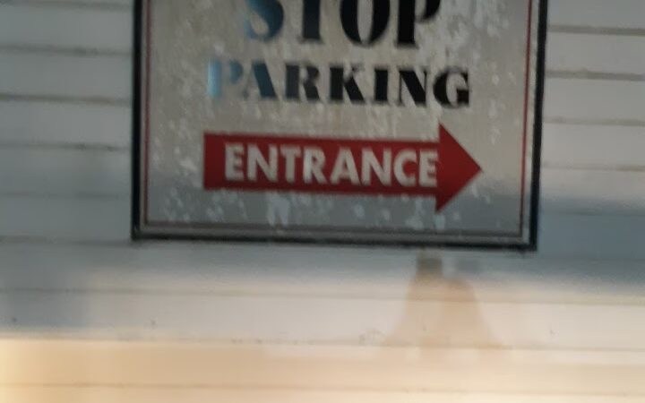 Cougar Stop - Dry Prong, LA